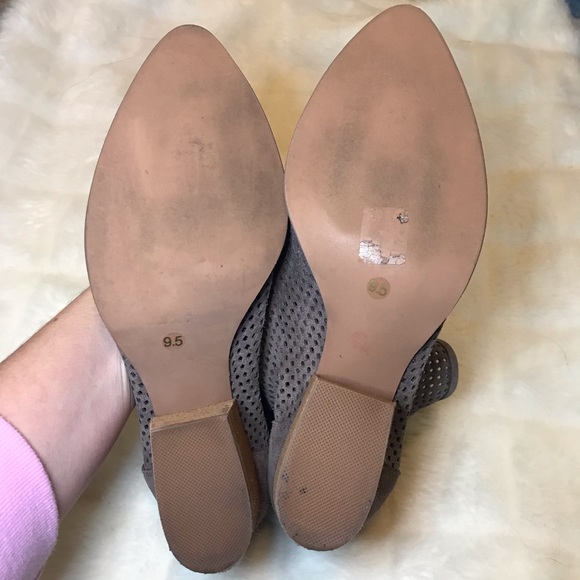 JEFFREY CAMPBELL Jenelle Perforated Booties 9.5 - Picture 6 of 8